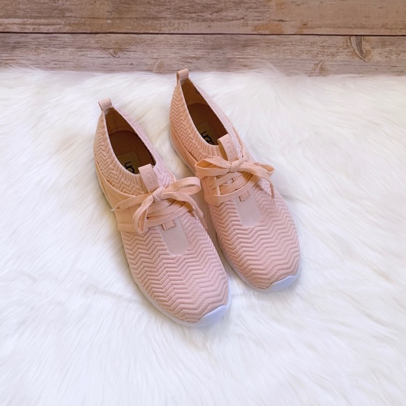 UGG Women’s Willows Sneakers In Peach Fuzz - Picture 6 of 8